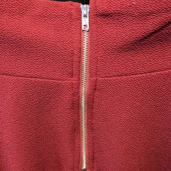 Red Ladies Skirt - Picture 3 of 6